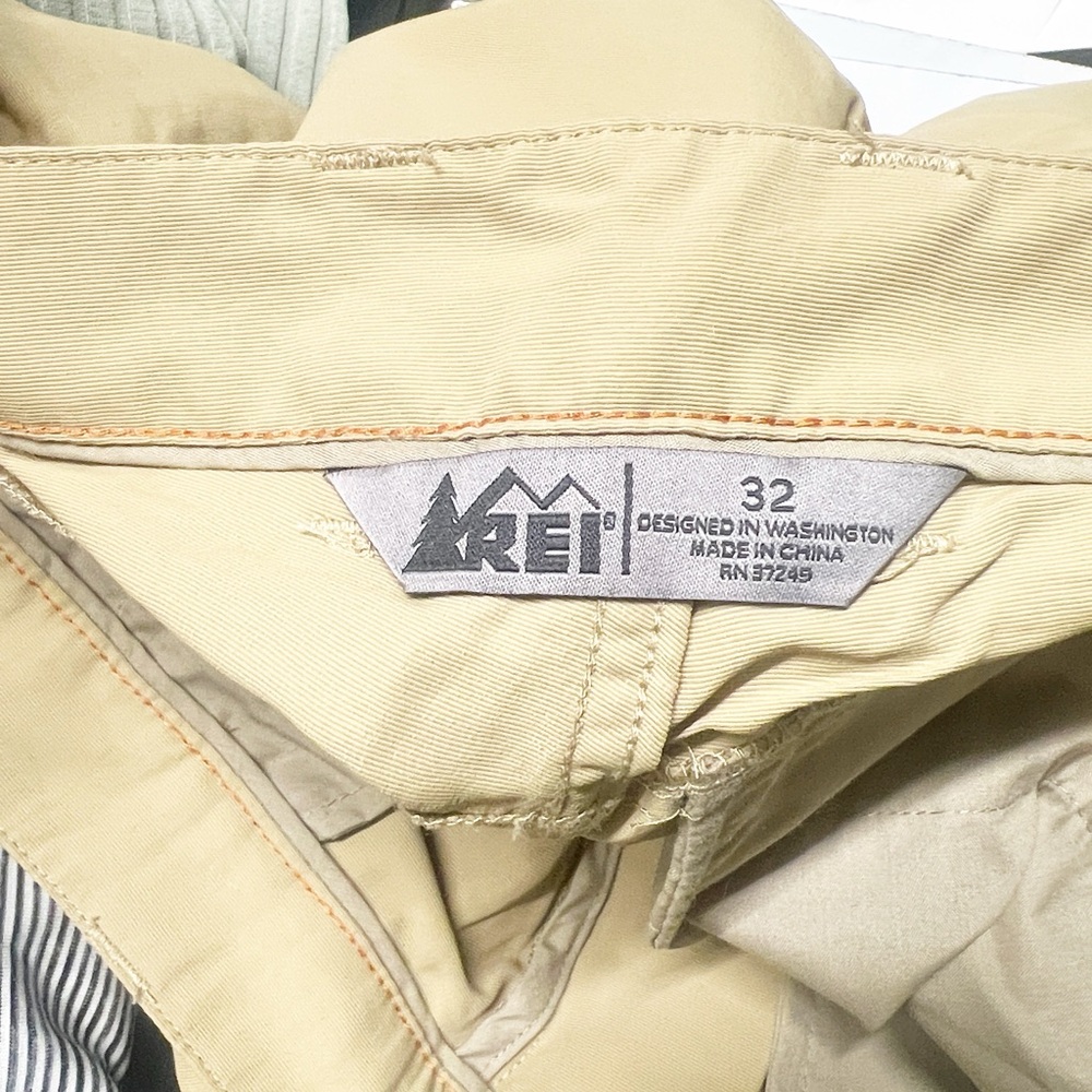 REI men’s burlap UPF 50 the adventure quick drying khaki tan shorts - Picture 12 of 14
